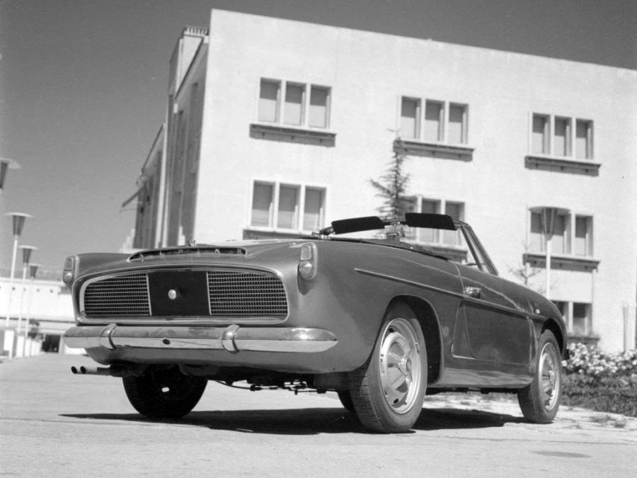  FASA-Renault Alpine A108 Cabrio 1963 года  (фото 2 из 8)
